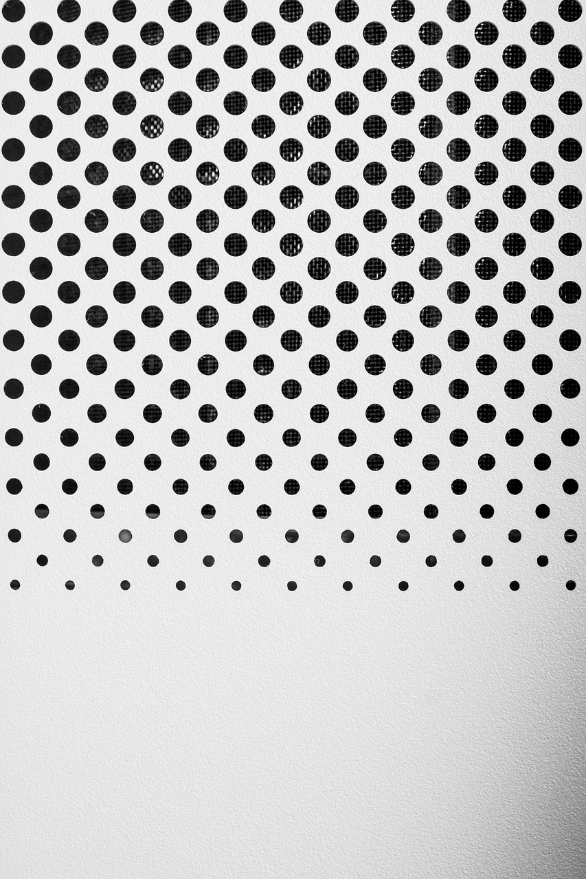 Black Dot Pattern Gradient