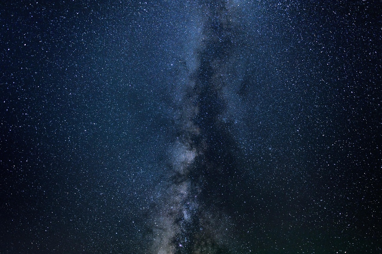Deep Night Milky Way Column